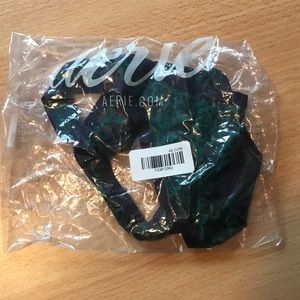 AERIE American Eagle outfitters green thong size L
